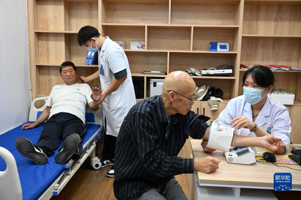 冰球突破摆脱游戏网站